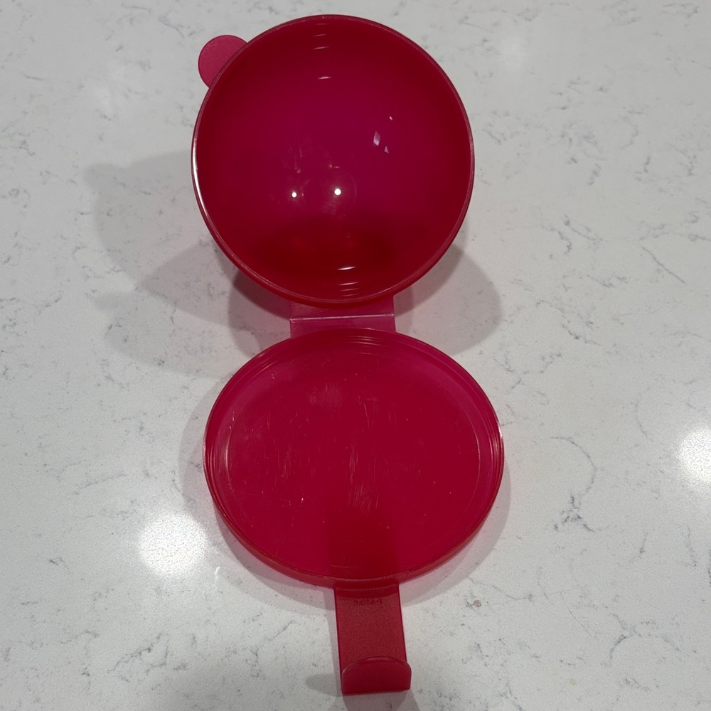 Tupperware Red Onion Storage Container - Picture 3 of 6